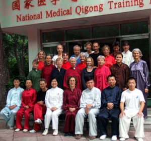 Gruppenbild mit Tai Chi-Lehrern und Tai Chi-Schülern in China